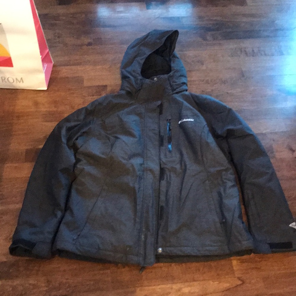 Columbia Grey/Black Snow Jacket size XL